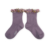 Collegien :: Anemone Embroidered Ruffle Ribbed Ankle Socks 406