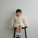 [Pre-Order] Mes Kids Des Fleurs - Fuzzy Coat White